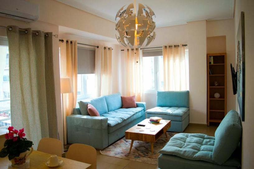 וולוס Sunny Central Luxury Apartment מראה חיצוני תמונה